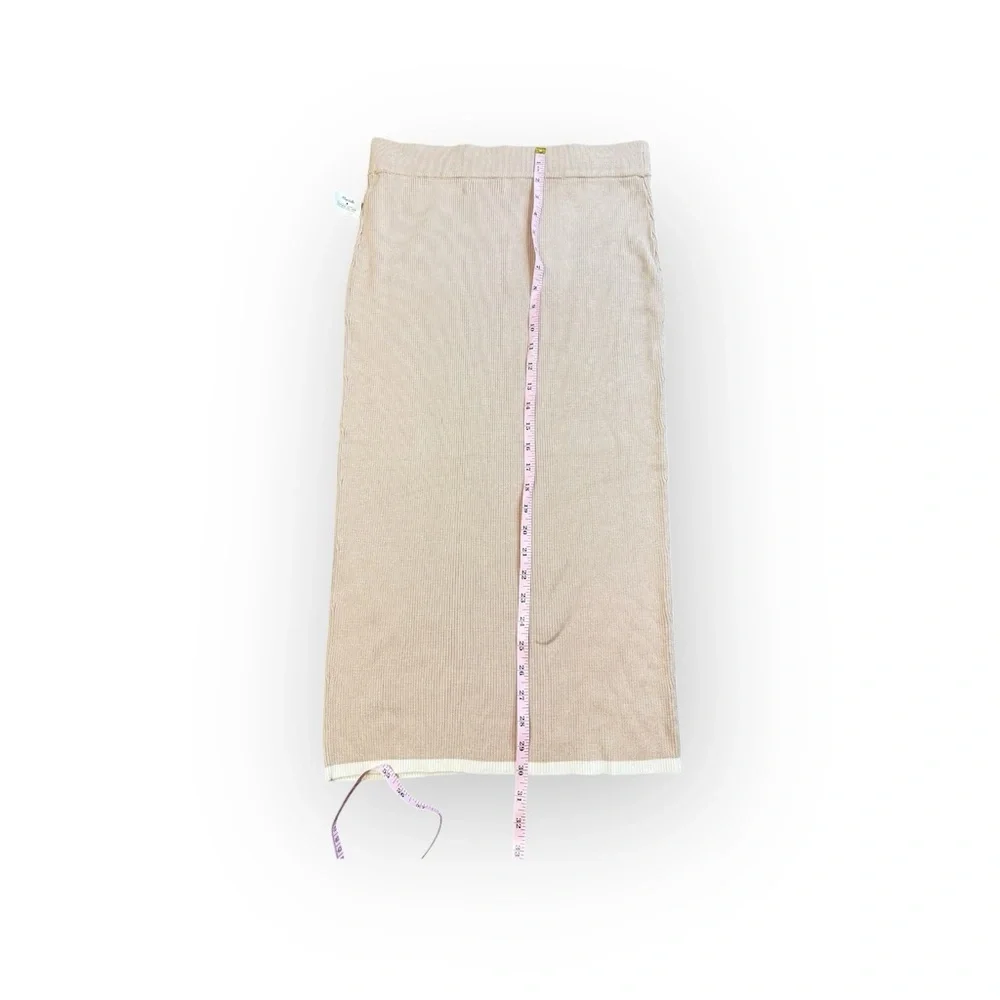 Rachel Zoe Ribbed Knit Midi Skirt in Beige/Taupe (M
